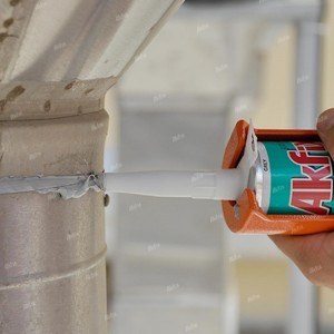 Akfix P645 Silicon etanșant pentru metale, negru 310ml
