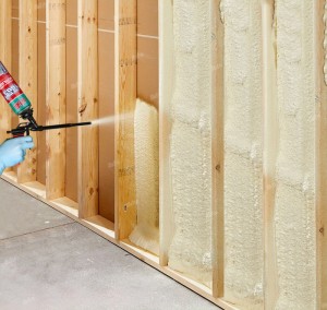 Akfix Thermcoat Spumă poliuretanică termo-fonoizolantă, aplicare cu pistol, 850 ml